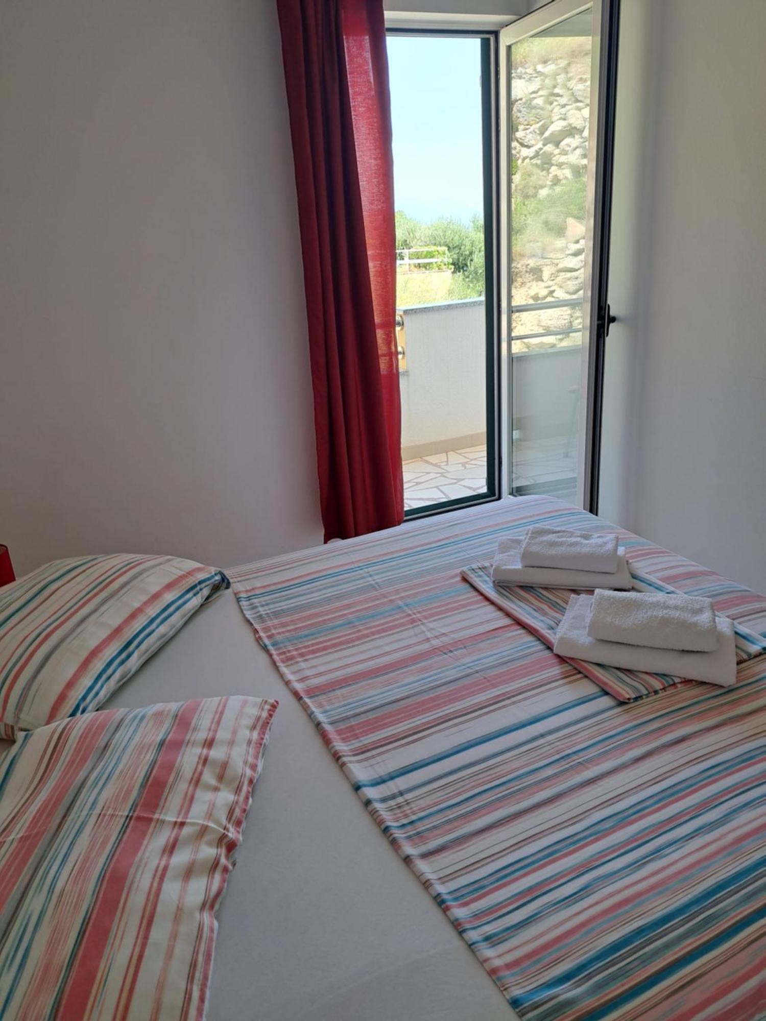 Sita Apartmani Lokva Rogoznica Quarto foto
